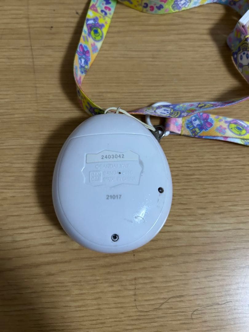 たまごっち 20周年記念モデル ホワイト