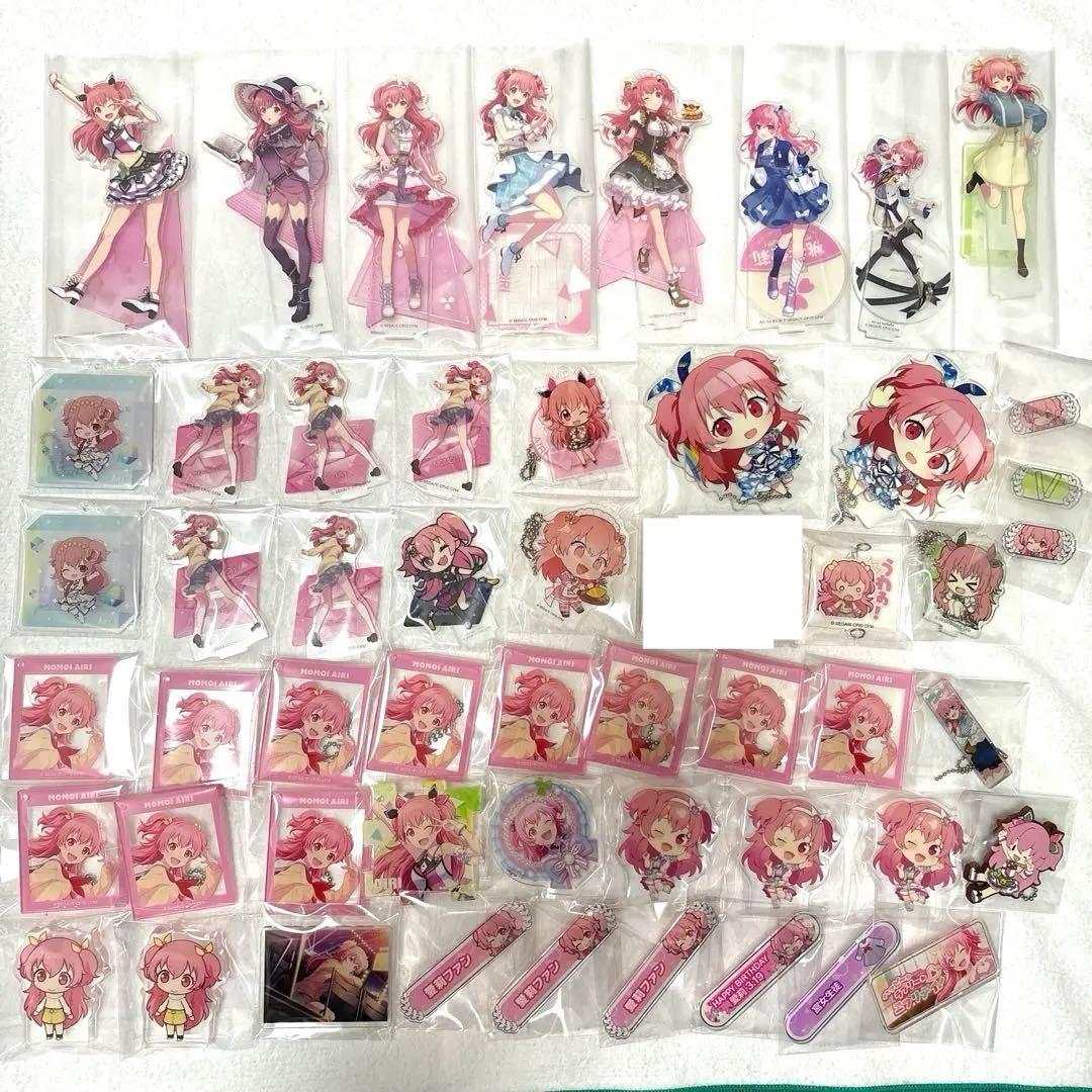 缶バッジ アクスタ