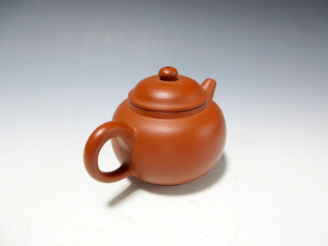 三浦常山 佐渡無名異焼 朱泥 後手茶注 共箱 共布 栞 / 急須