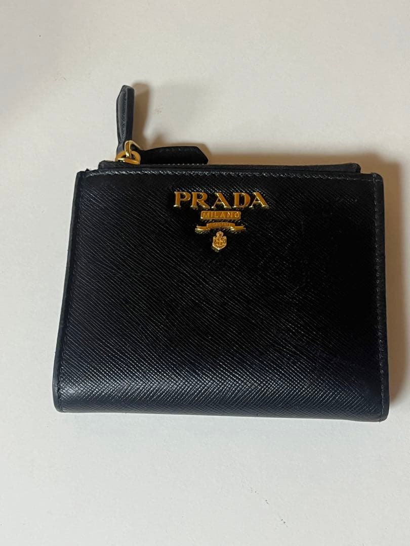 ☆最終値下げPRADA VITELLO MOVE 1ML024 黒 ヴィッテロ