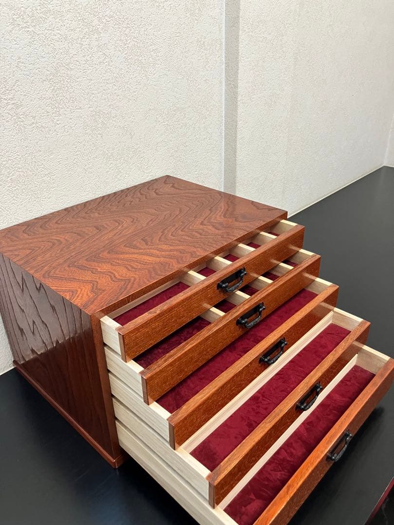 天然木、アクセサリーケース、宝石入れ、収納箱、インテリア、区切り変更可能、(大)