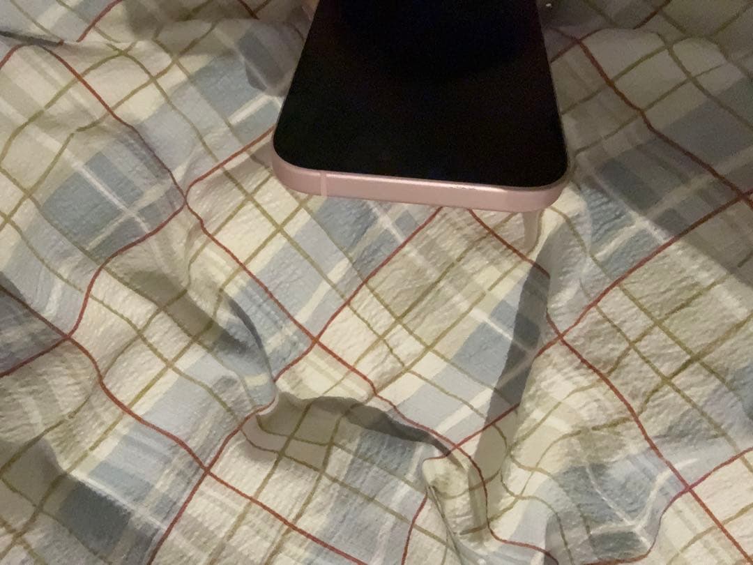 iPhone15 256 箱あり　ピンク