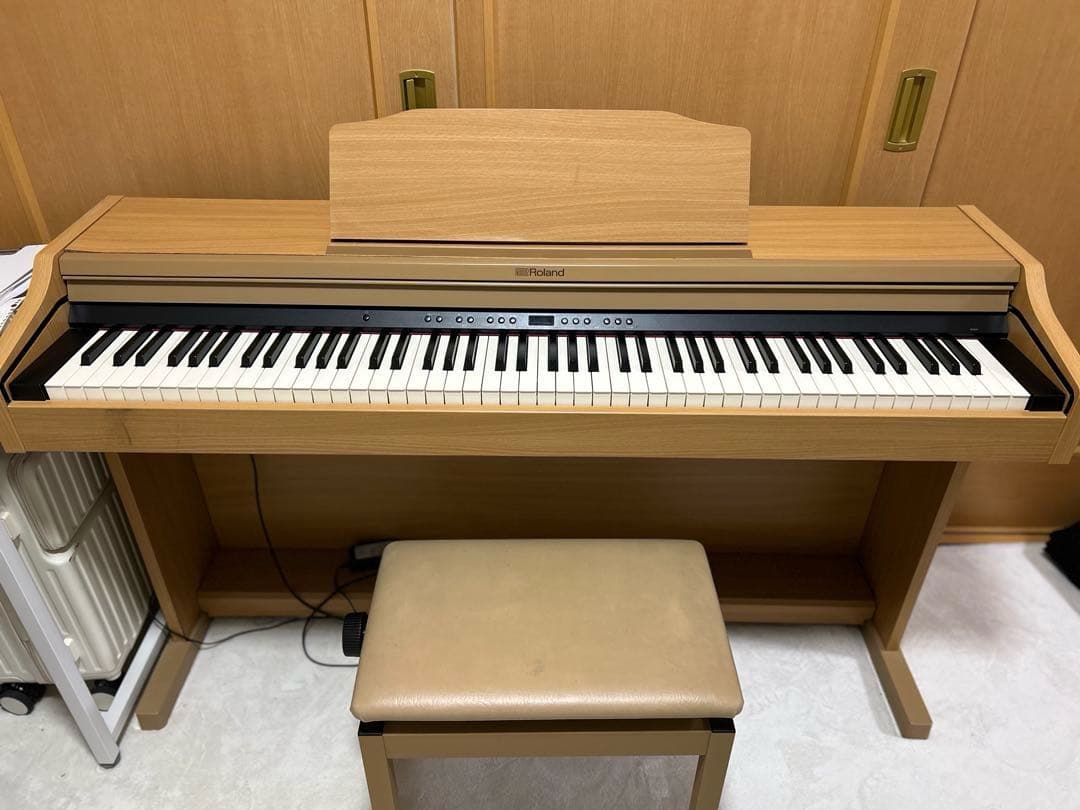 Roland（ローランド）電子ピアノ RP-501R