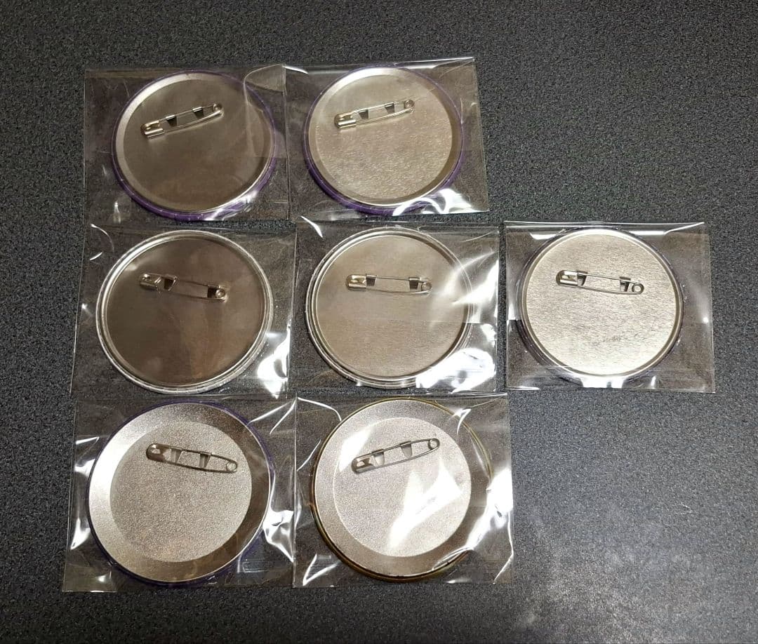 【17166円から値下げ中】テイルズ ユーリ 缶バッジ アクスタ