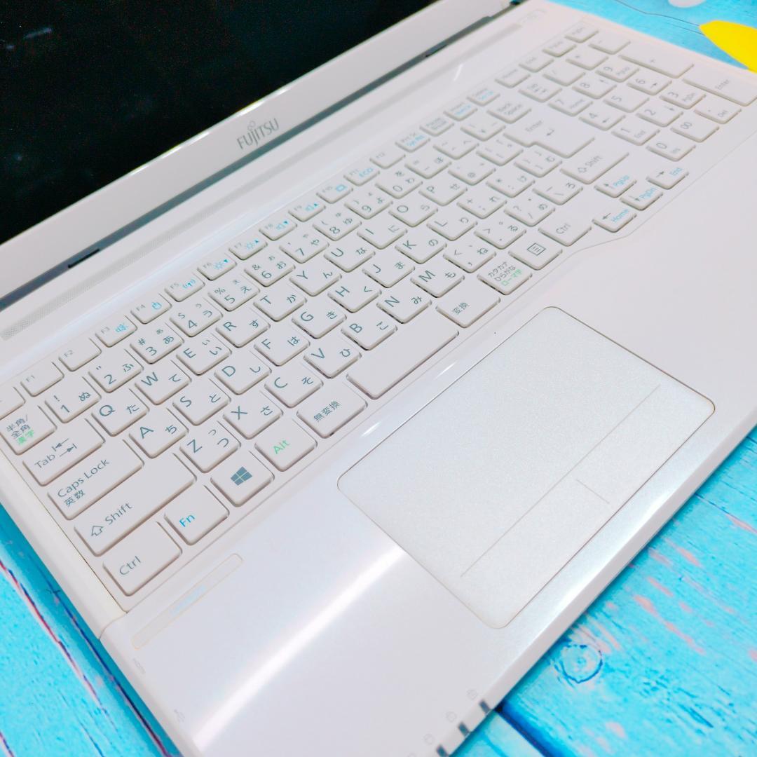 corei7✨Windows10✨すぐ使える 薄型ノートPC✨爆速SSD✨設定済