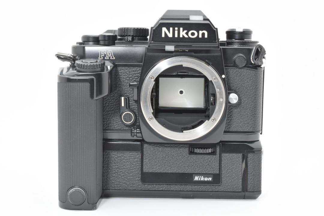 【良品】 NIKON FA ブラック＋MD-15 モータードライブ付 カメラ