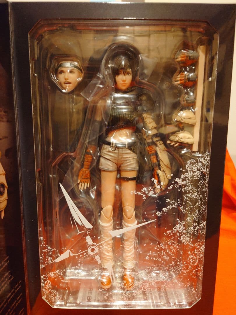 ファイナルファンタジーVII リバース　PLAY ARTS改　ユフィ