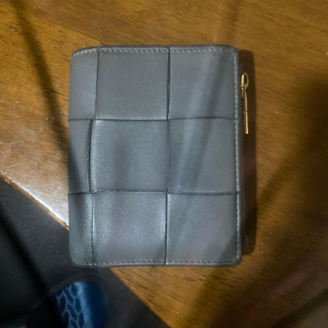 ボッテガヴェネタ　カセット　二つ折り財布