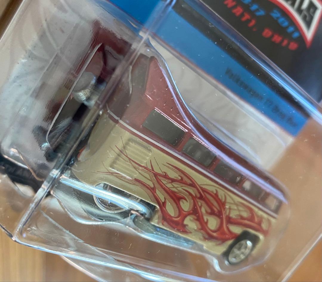 ホットウィール　フォルクスワーゲンT1ドラッグバス