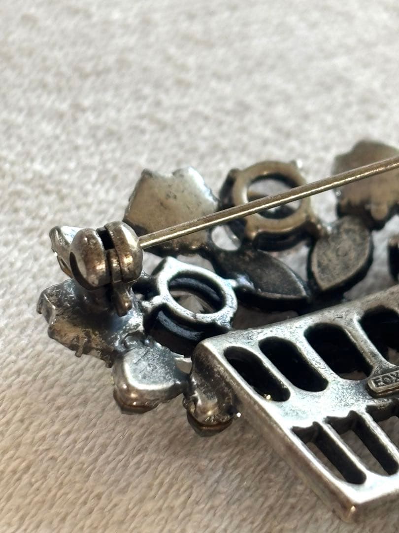 フォクシー　ブローチ　美品