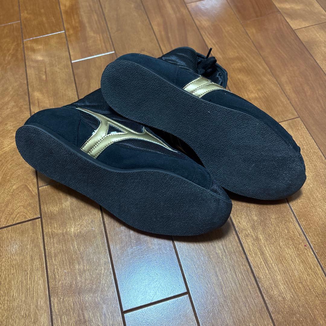 ミズノボクシングシューズ　ゴールドブラック　mizuno