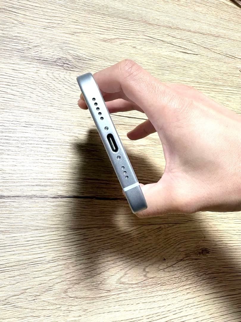 iPhone15 SIMフリー ブルー 128gb 当日発送 12/3まで販売