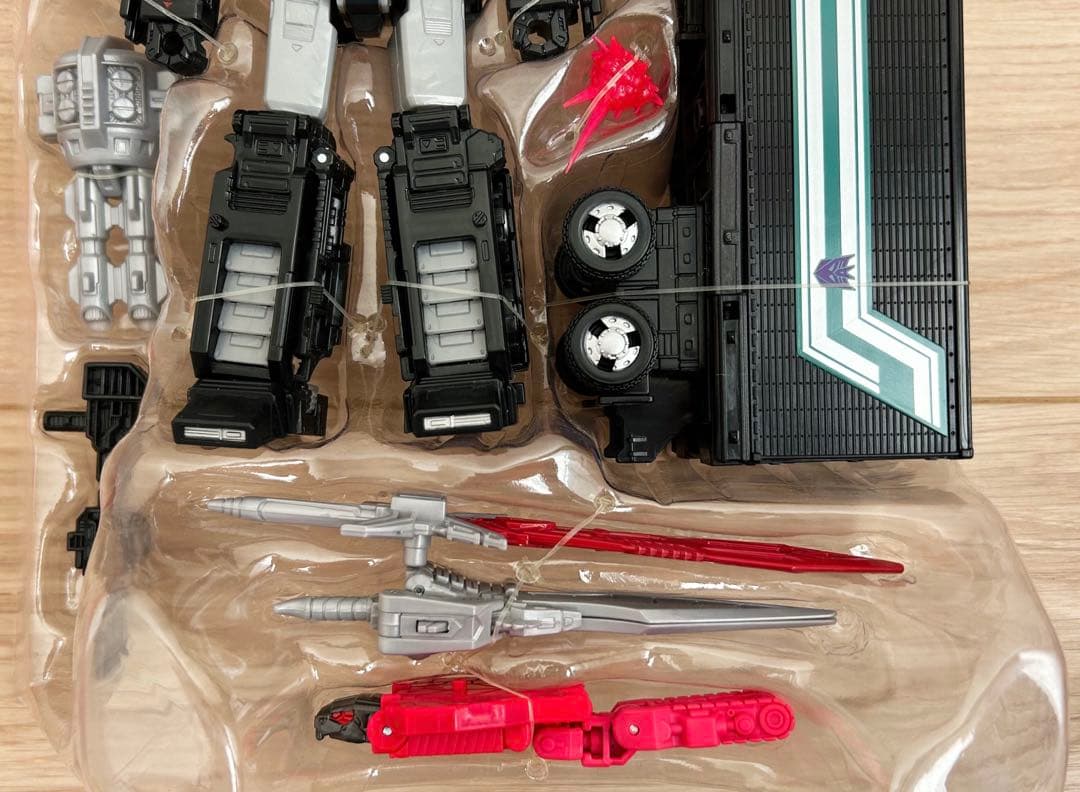 WFC-16 ネメシスプライム トランスフォーマー ウォーフォーサイバトロン