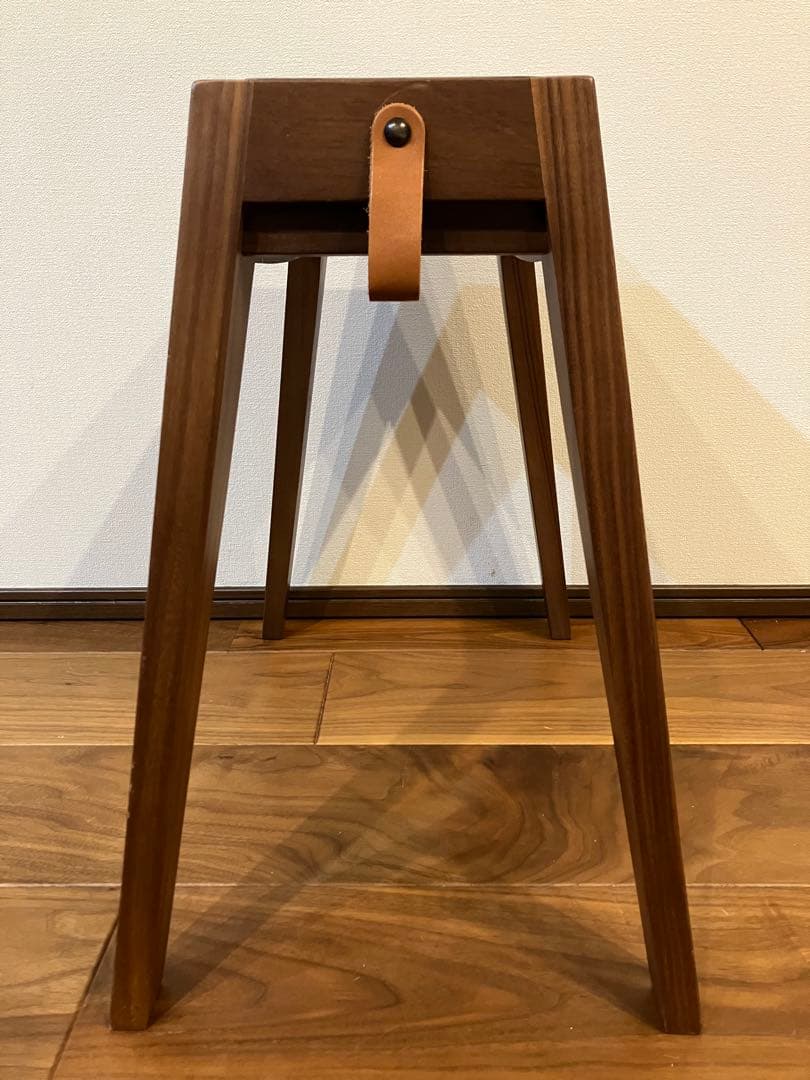 b2c sarasa design ウォルナット スツール　インテリア　高級