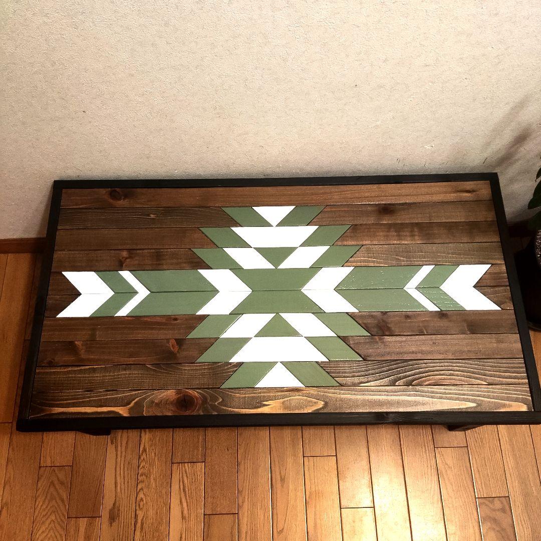 ✨かっこいいオルテガ柄のローテーブル✨