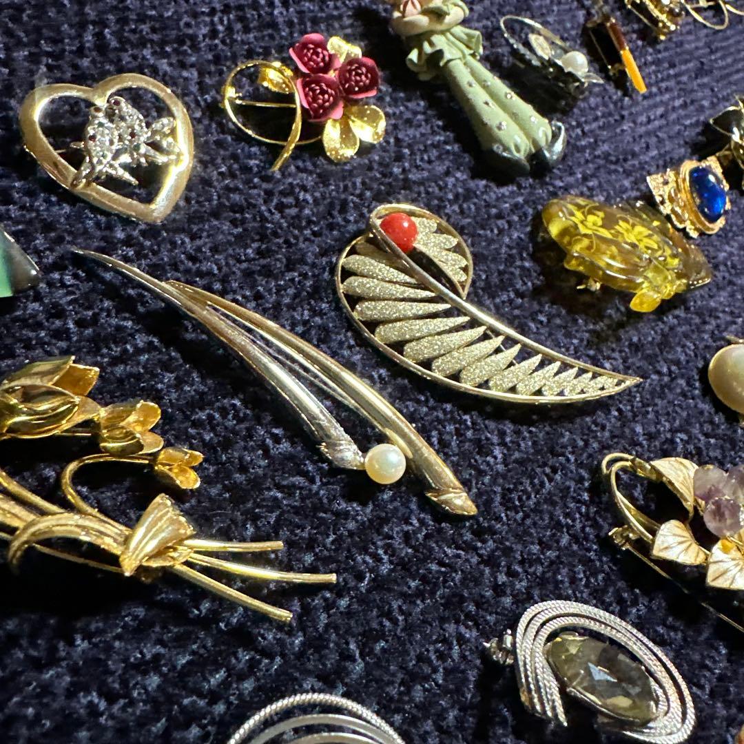 【vintage】ブローチ　120点以上　大量　まとめ売り　セット