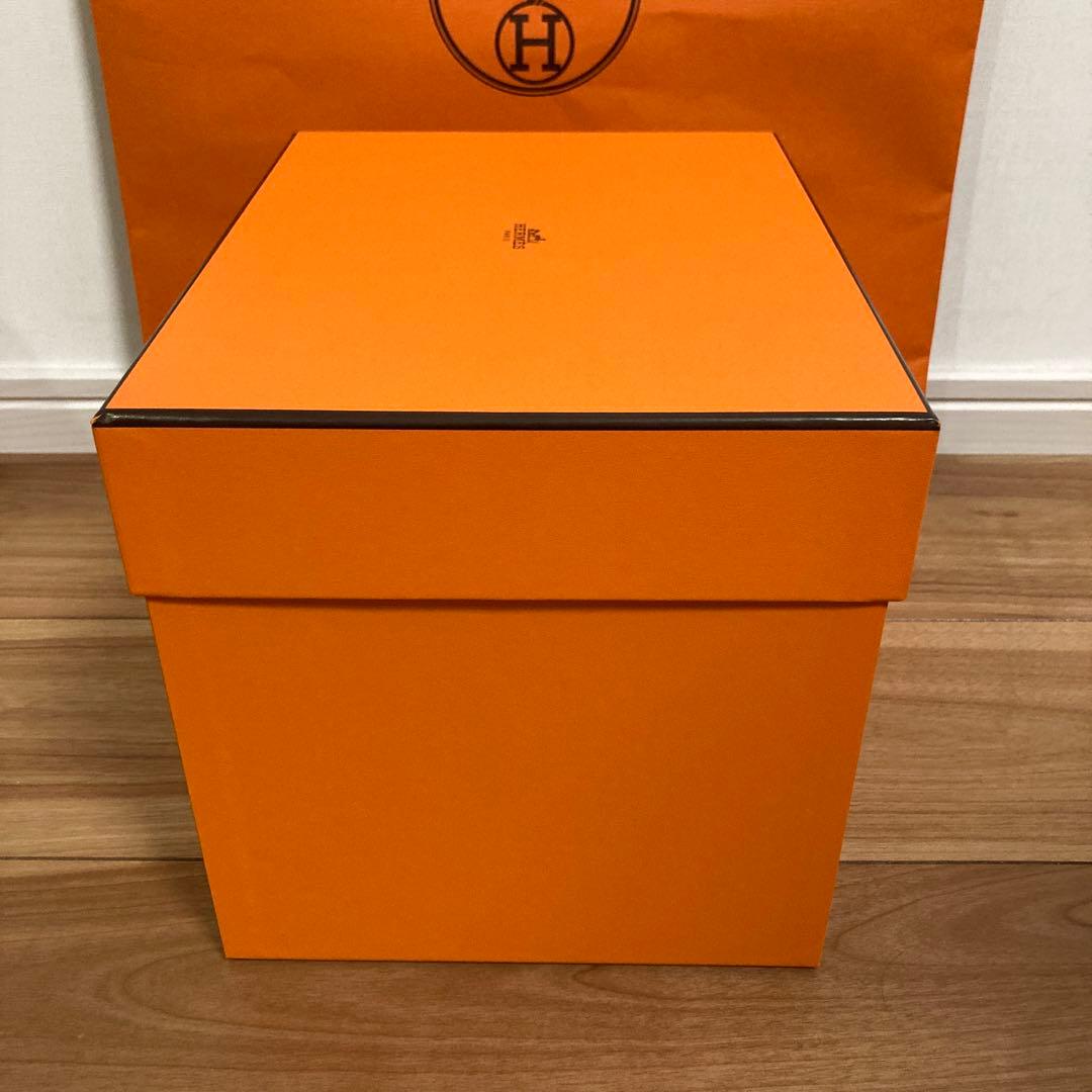 美品！エルメス　ピコタンPM オレンジボックス　空箱　薄紙・リボン・ショッパー付