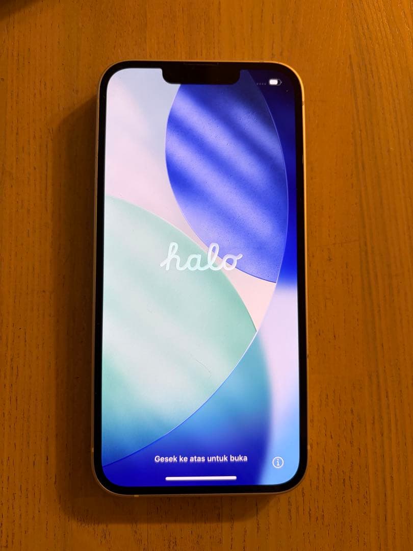 Apple iPhone 13 ホワイト 128GB 本体 美品 早い者勝ち