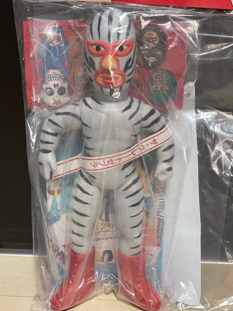 新品未開封　メディコムトイ　中嶋製作所　タイガーマスク　ザグレートゼブラ　ソフビ
