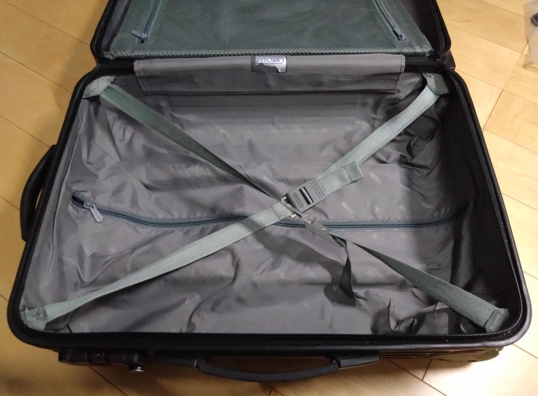 リモワ　サルサ851　マットブラック　機内持ち込み対応　２輪