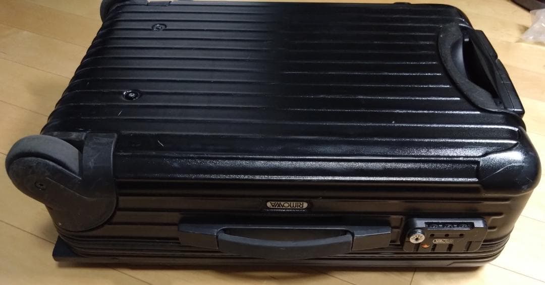 リモワ　サルサ851　マットブラック　機内持ち込み対応　２輪