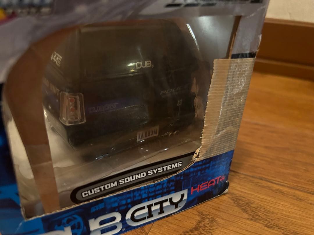 2002 CADILLAC ESCALADE 1／24