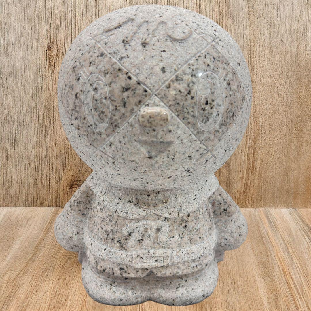 メロンパンナちゃんのスタチュー (H=30cm) 立ちポーズ 天然みかげ石製