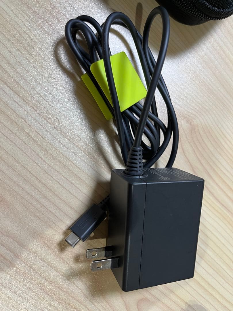 【美品】Nintendo Switch 本体 64G SDカード付き