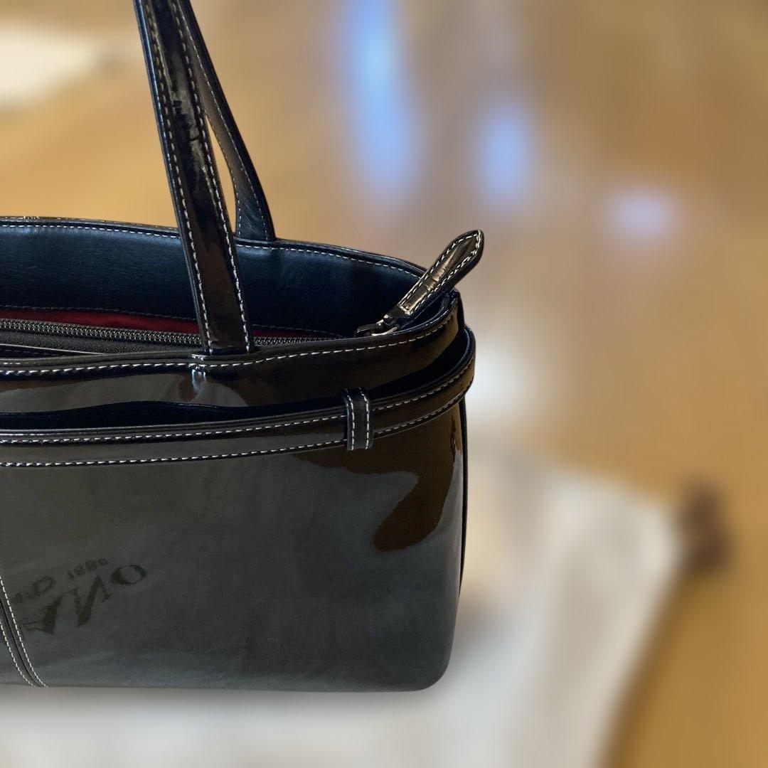 濱野皮革工藝　ハマノ HAMANO セレブミニ ショルダーバッグ　エナメル　黒