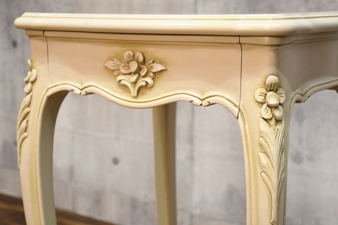 DGC9 カリモク ドマーニ ルイ15 サイドテーブル 猫脚 レリーフ ロココ