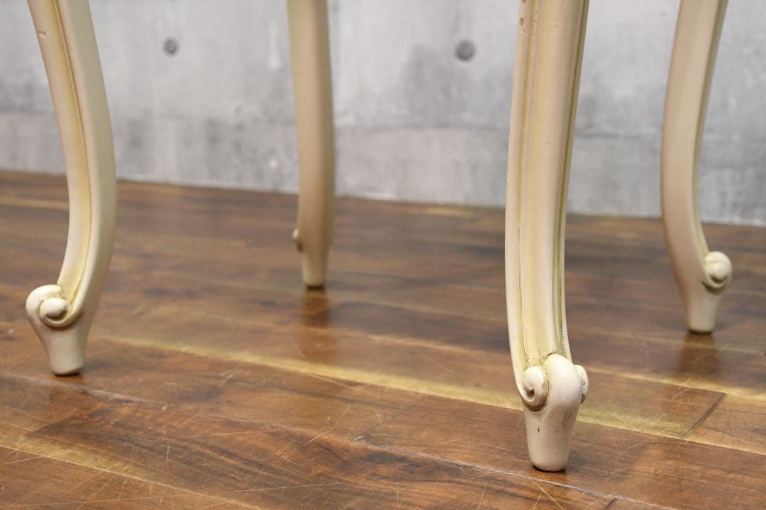 DGC9 カリモク ドマーニ ルイ15 サイドテーブル 猫脚 レリーフ ロココ