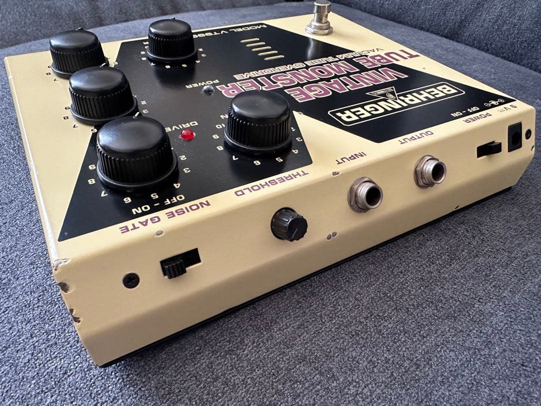 美品 Behringer Vintage Tube Monster VT999