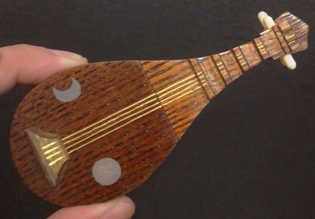 秀峰作　輪島塗　琵琶　香合　共箱　茶道具