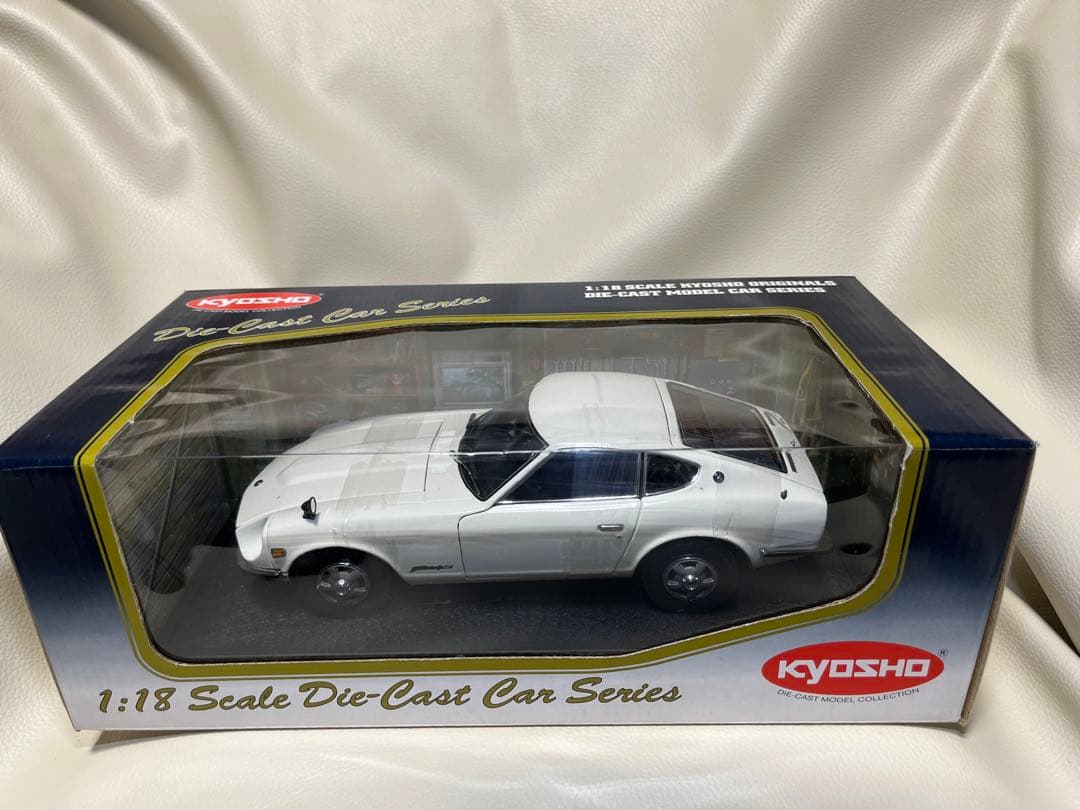 【希少絶版品!!】日産 フェアレディZ-L 京商 1/18 ミニカー