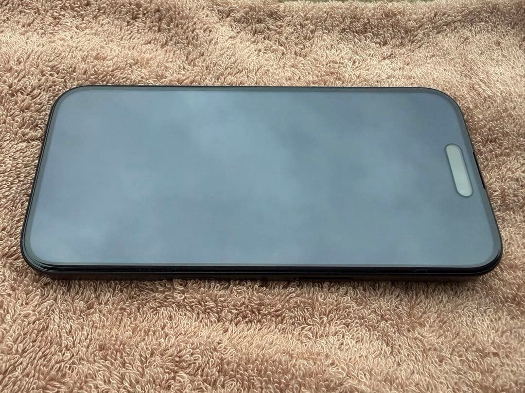 Apple iPhone 16 ブラック ￼128GB 99% ￼ SIMフリー