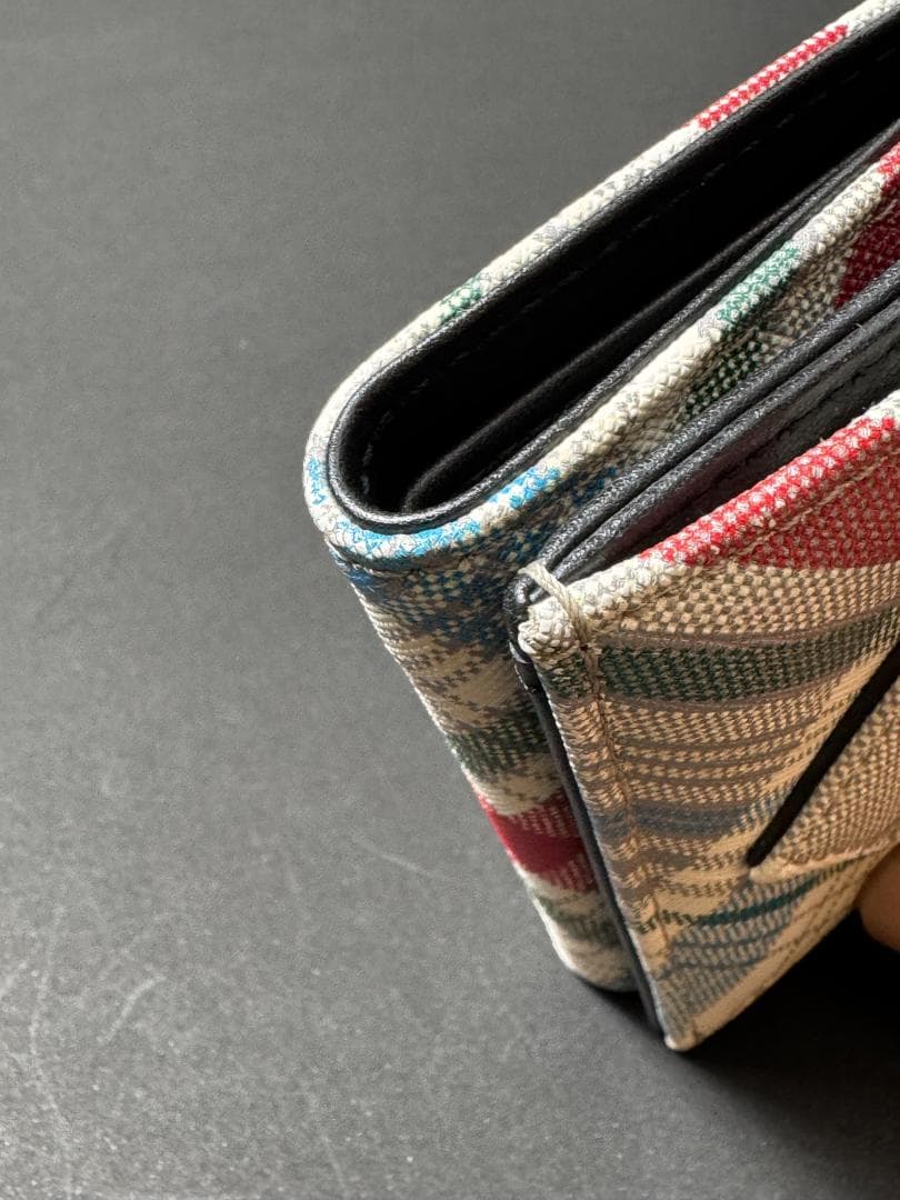 良品　ヴィヴィアンウエストウッド　三つ折り財布　ｗ8325-1001-③