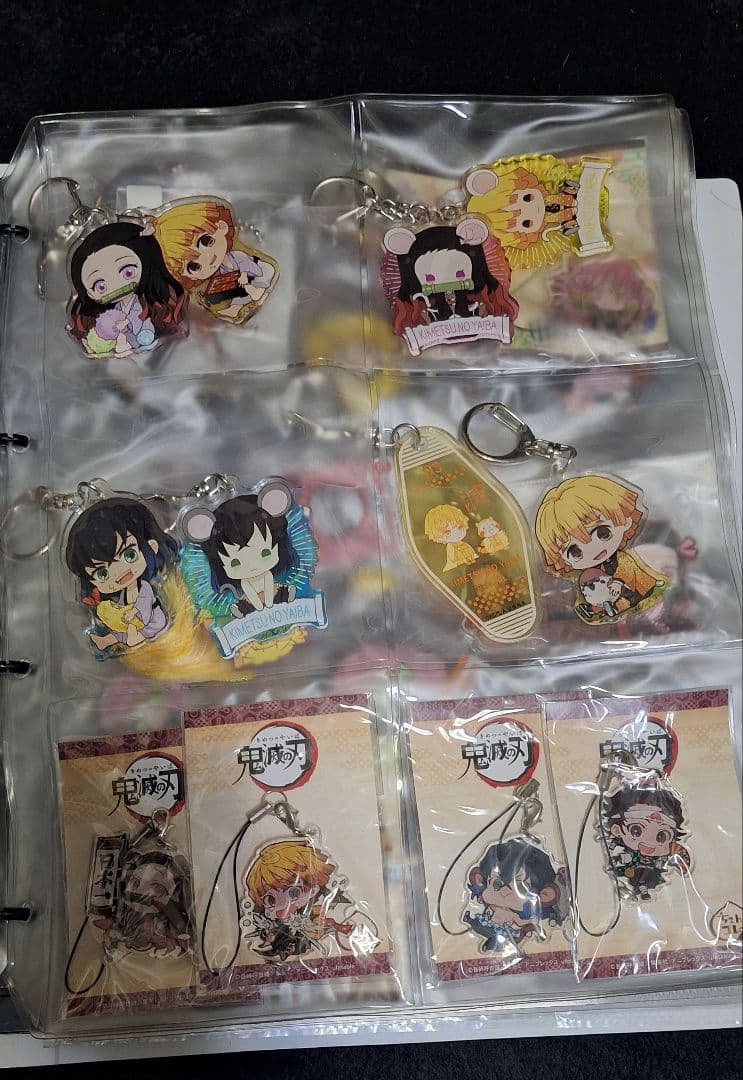 鬼滅の刃グッズまとめ売り140点バラ売り❌