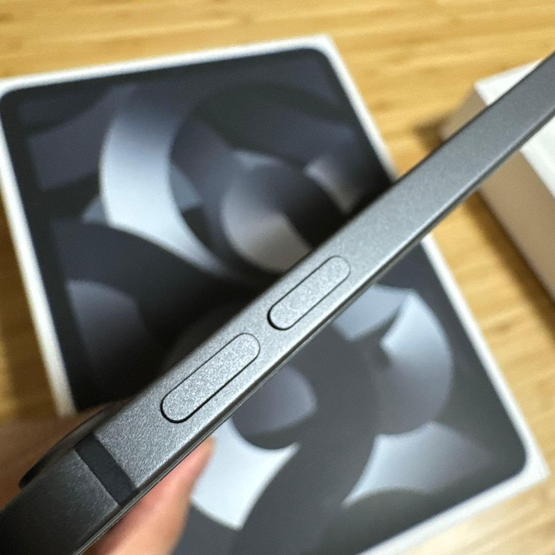 Apple iPad Air 5世代 Cellularモデル 64GB 美品