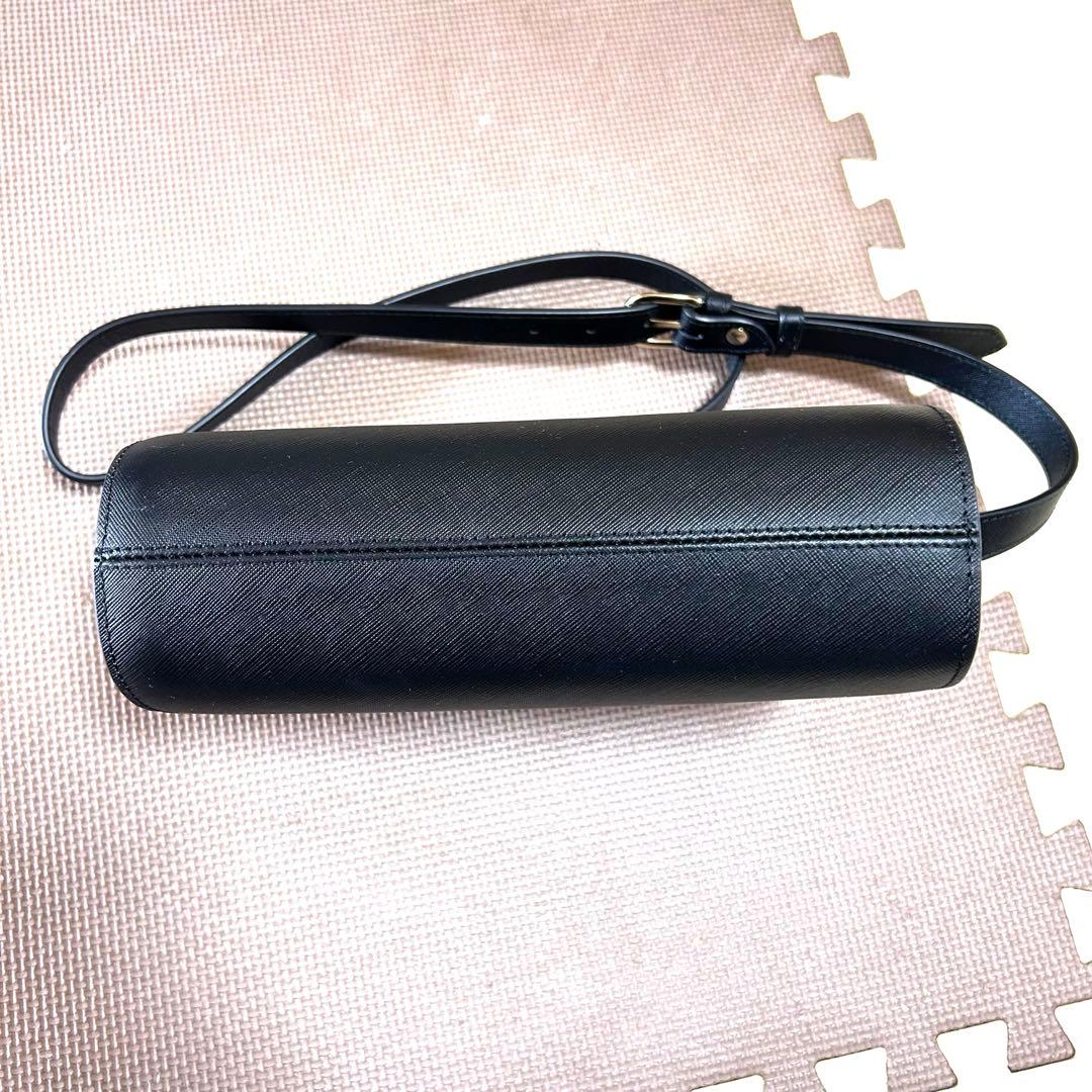 A.P.C. ＊ ハーフムーンバッグ SAC DEMI-LUNE