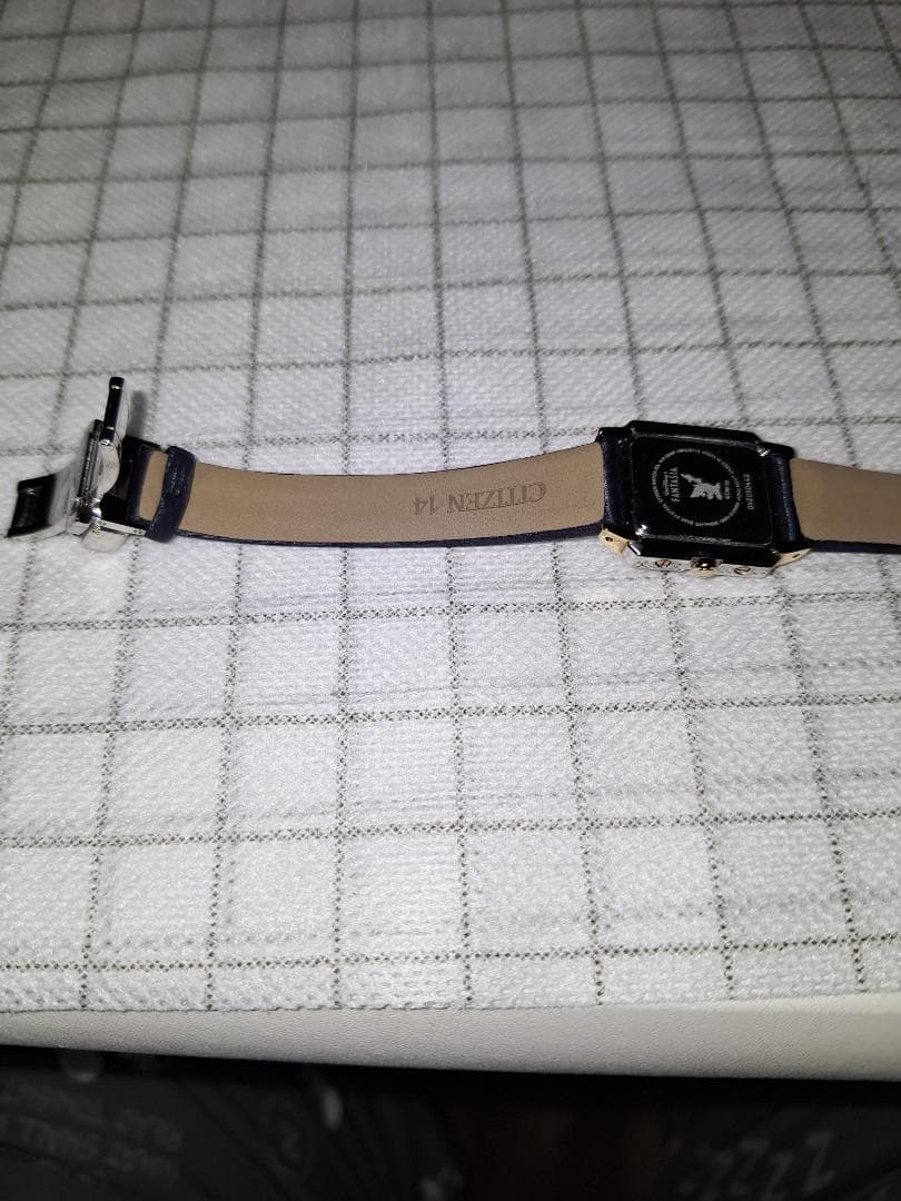 みずごん　CITIZEN ストーン付きレザーベルト時計