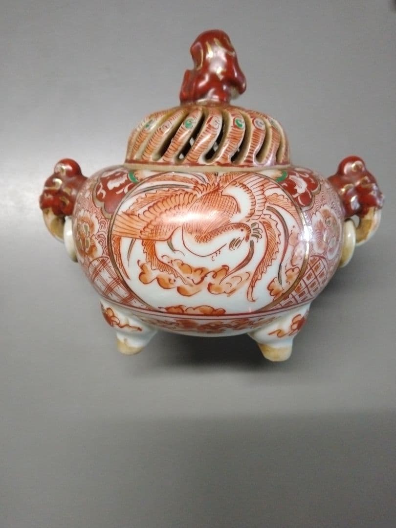 九谷焼 金彩獅子香炉