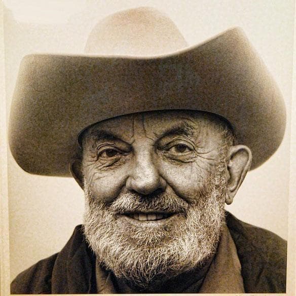 額装品/Moon and Half Dome/エンボスマーク/アンセルアダムス