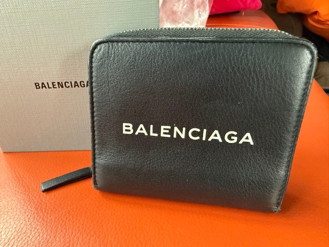 バレンシアガ☆2つ折り財布