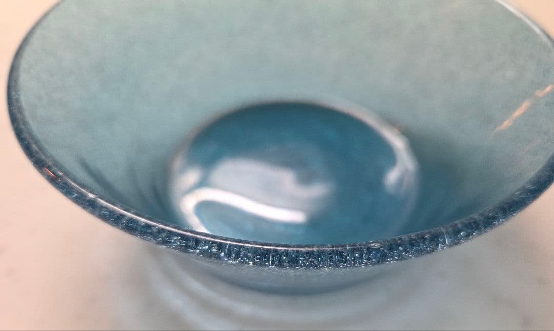 小谷真三/眞三 吹きガラス　ブルー 倉敷ガラス 気泡 直径13.5cm ボウル