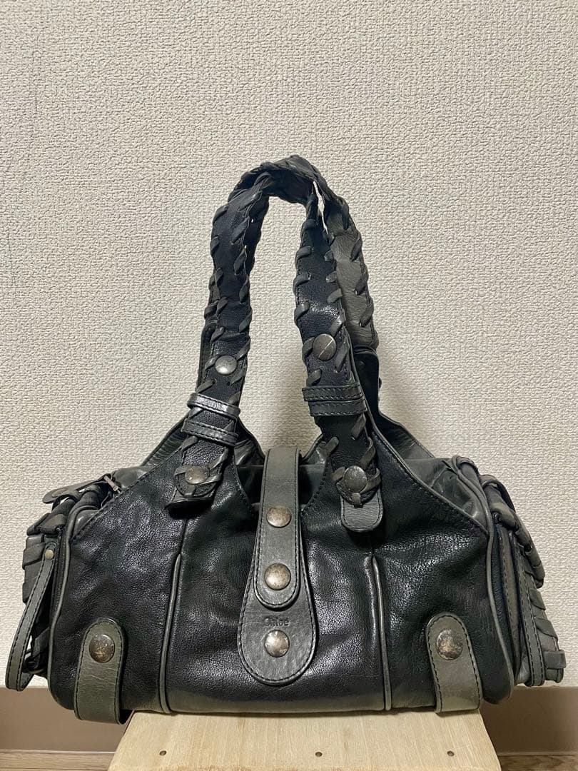 Chloe シルバラード　黒