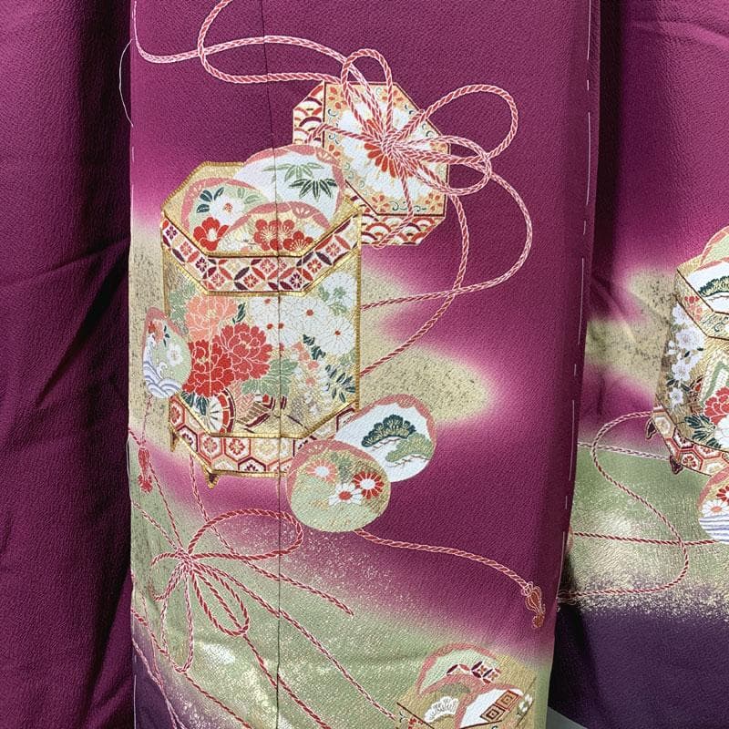 508z17〇振袖 仮絵羽 貝桶 赤紫 金駒刺繍 洒落紋〇美品 成人式 結婚式