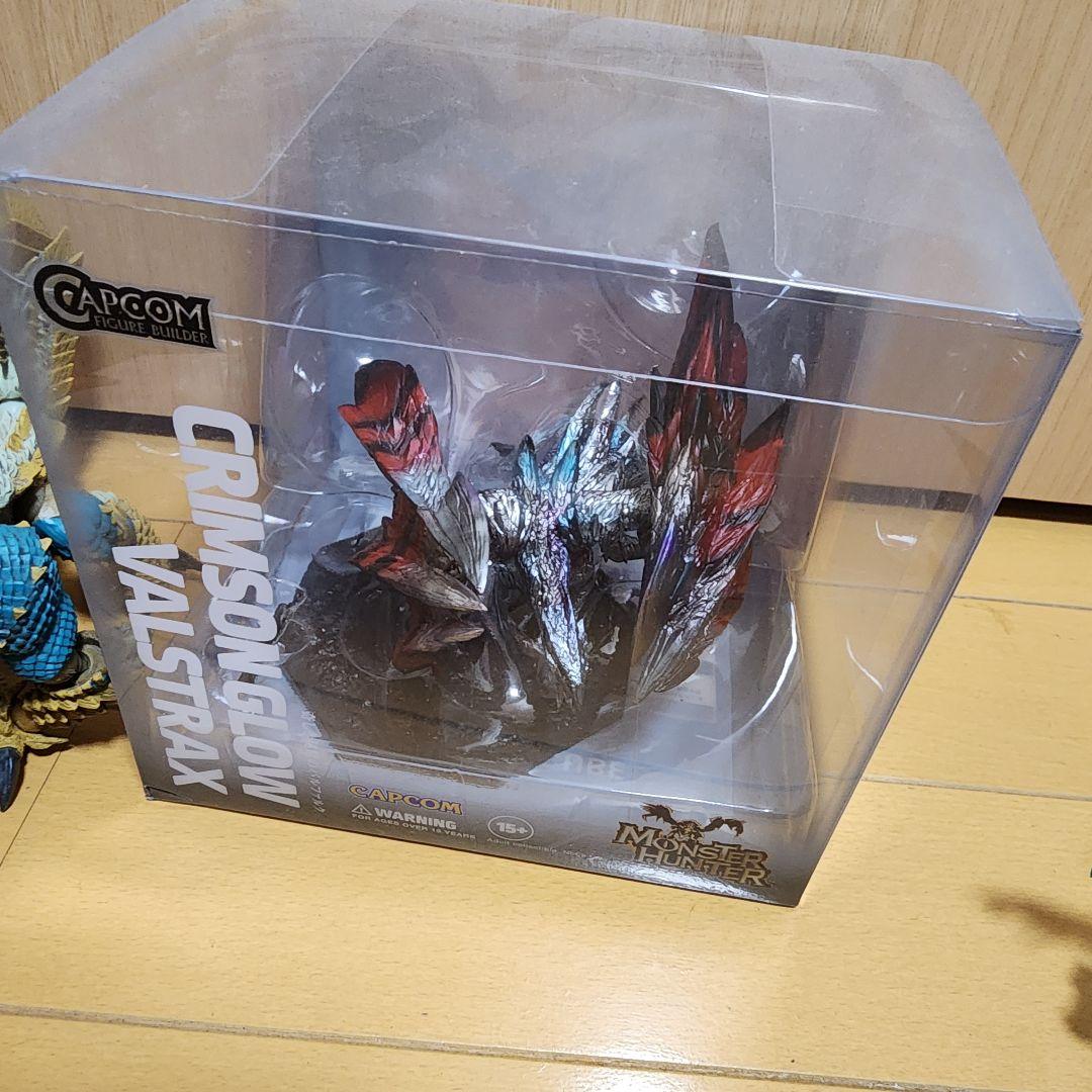 モンハン　フィギュア　ジンオウガ亜種　バルファルク　ラギアクルス希少種