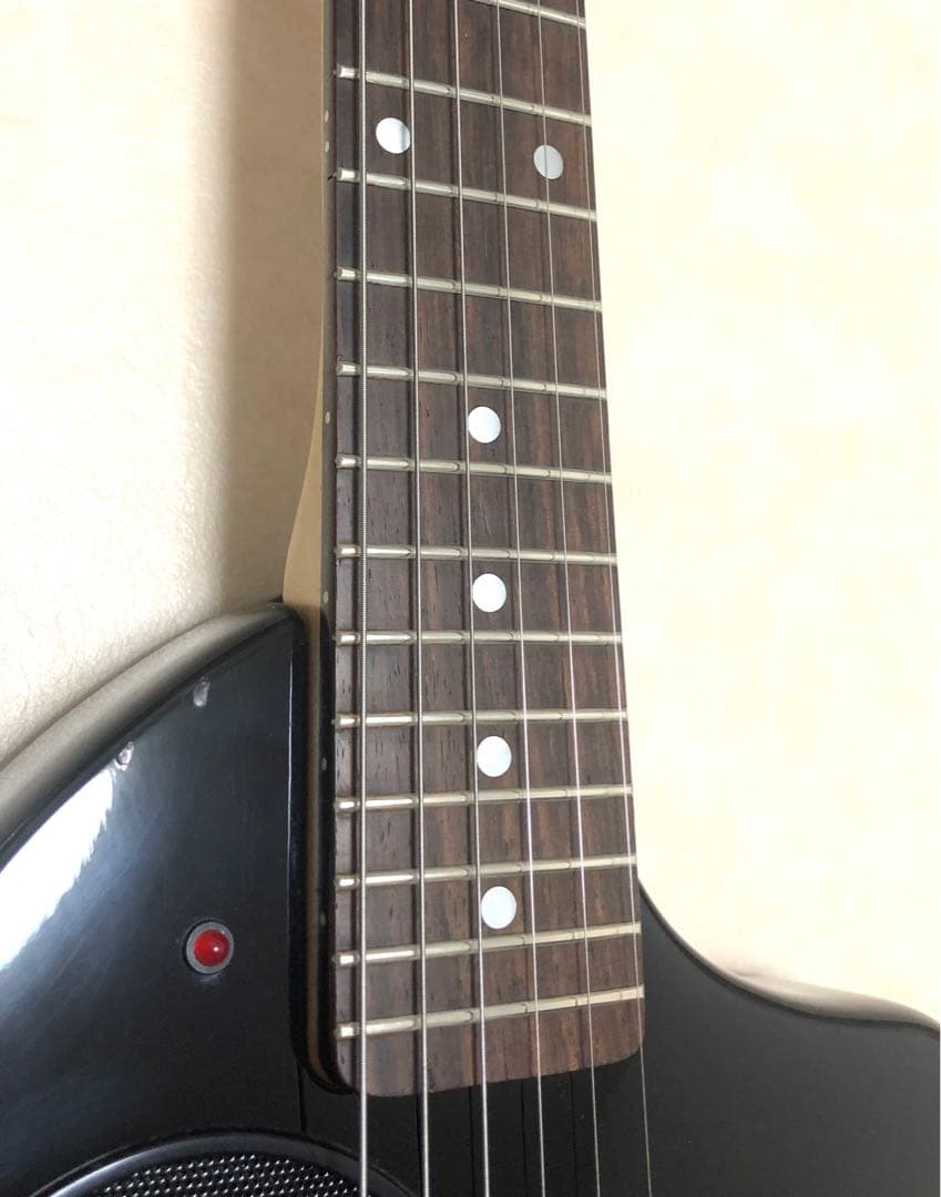 【美品】ZO-3 ブラック アンプ内蔵ミニギター 専用ケース付き！！