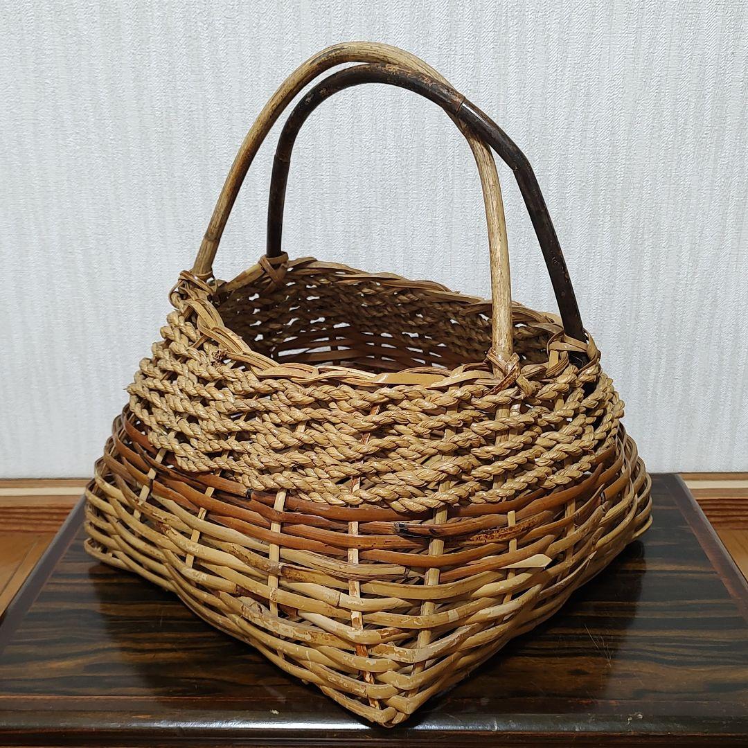 竹籠／バスケット