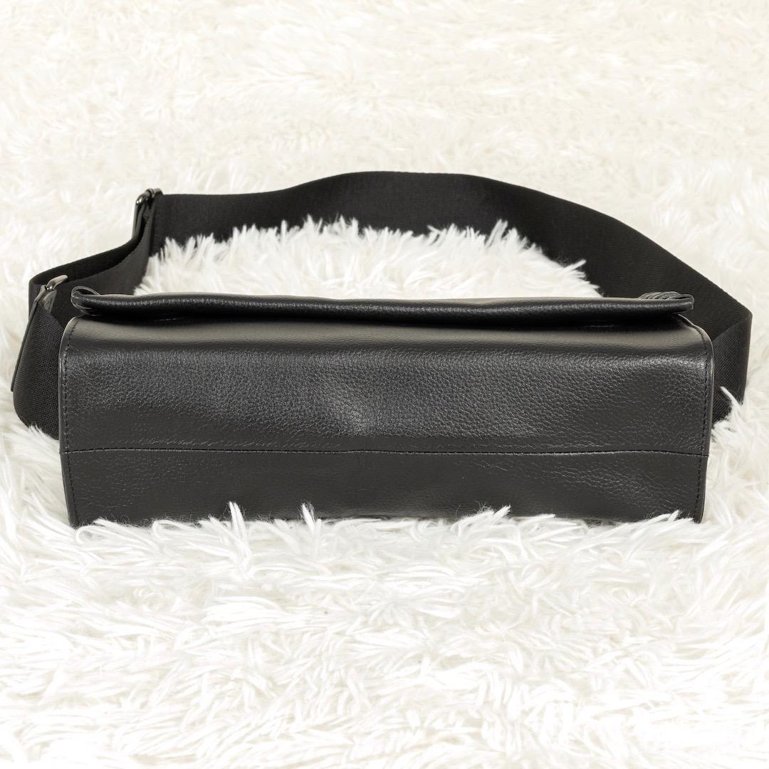 美品 ear PAPILLONNER 柄ワイドテープショルダーバッグ ブラック